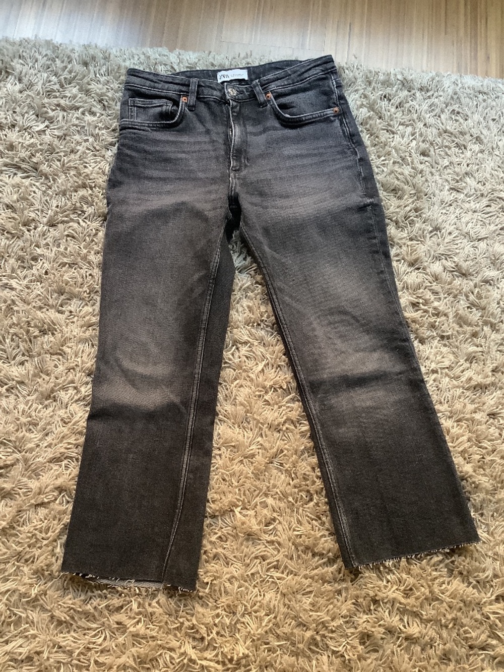 Zara Cropped Jean